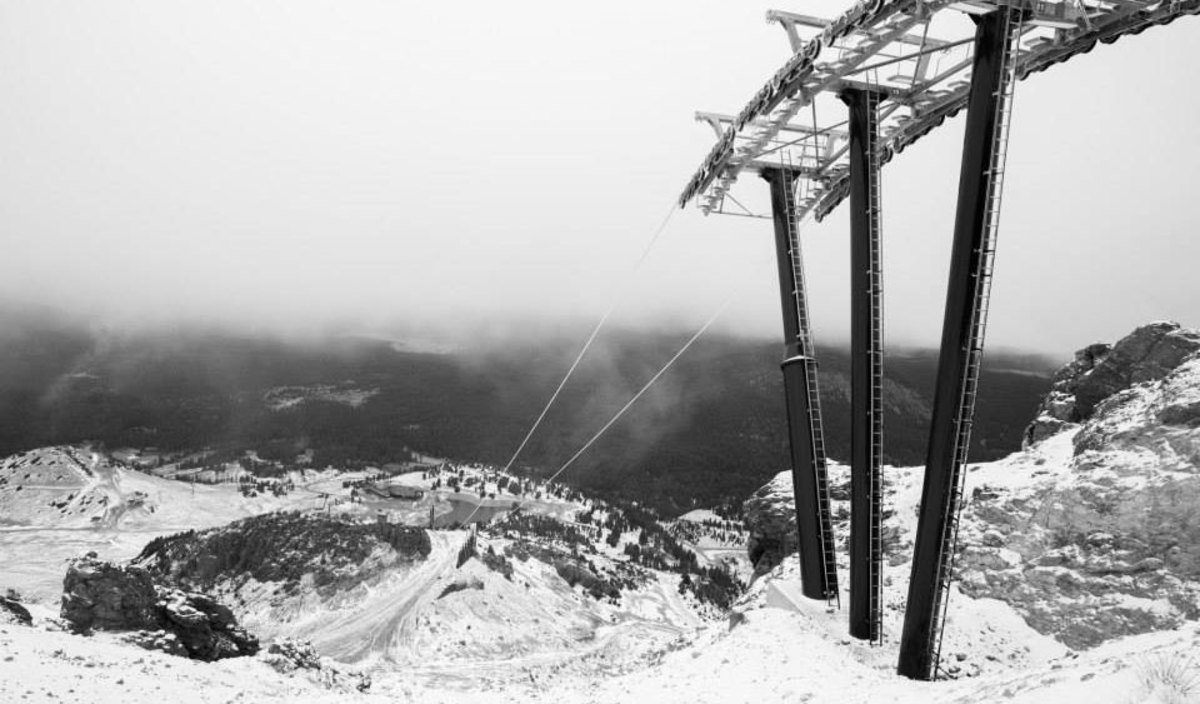 It still snows in California. Mammoth gives proof. PHOTO: Mammoth Mountain