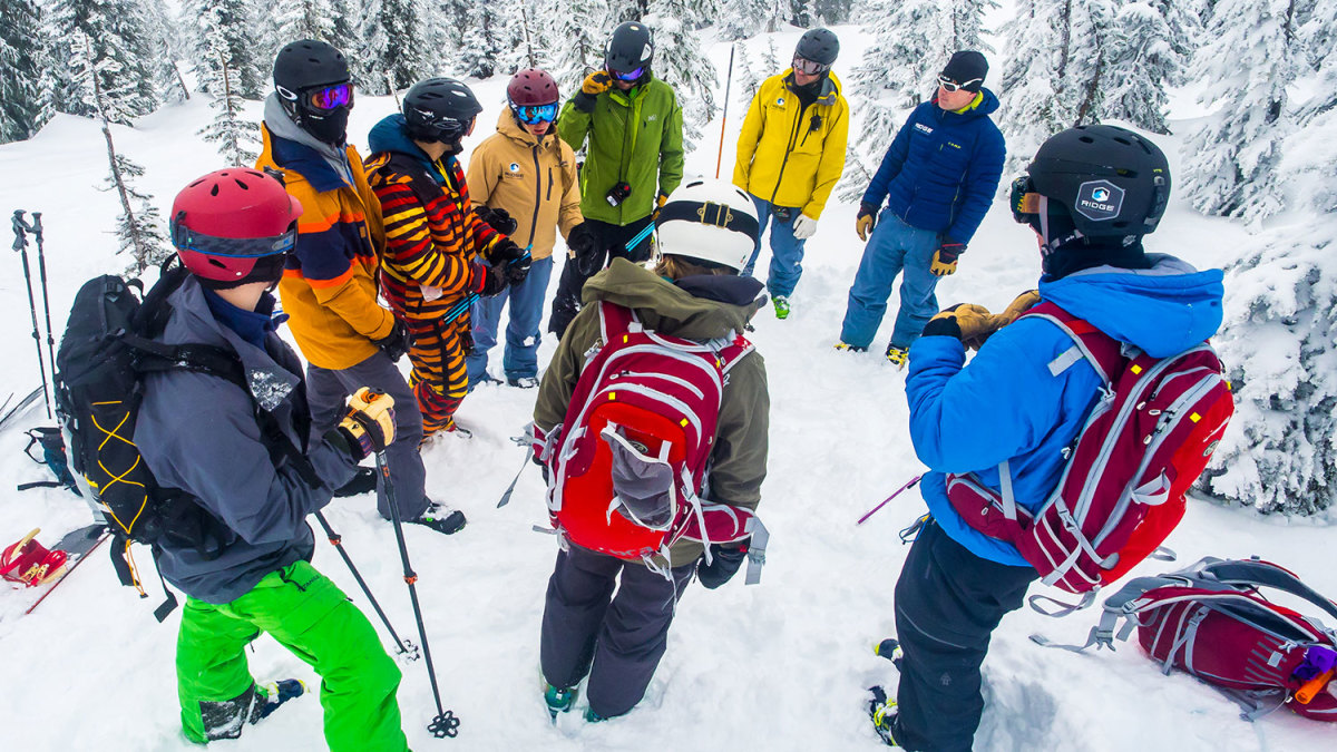 Students at the Ridge Mountain Academy huddle for an outdoor ed class. PHOTO: Courtesy of Ridge Mountain Academy