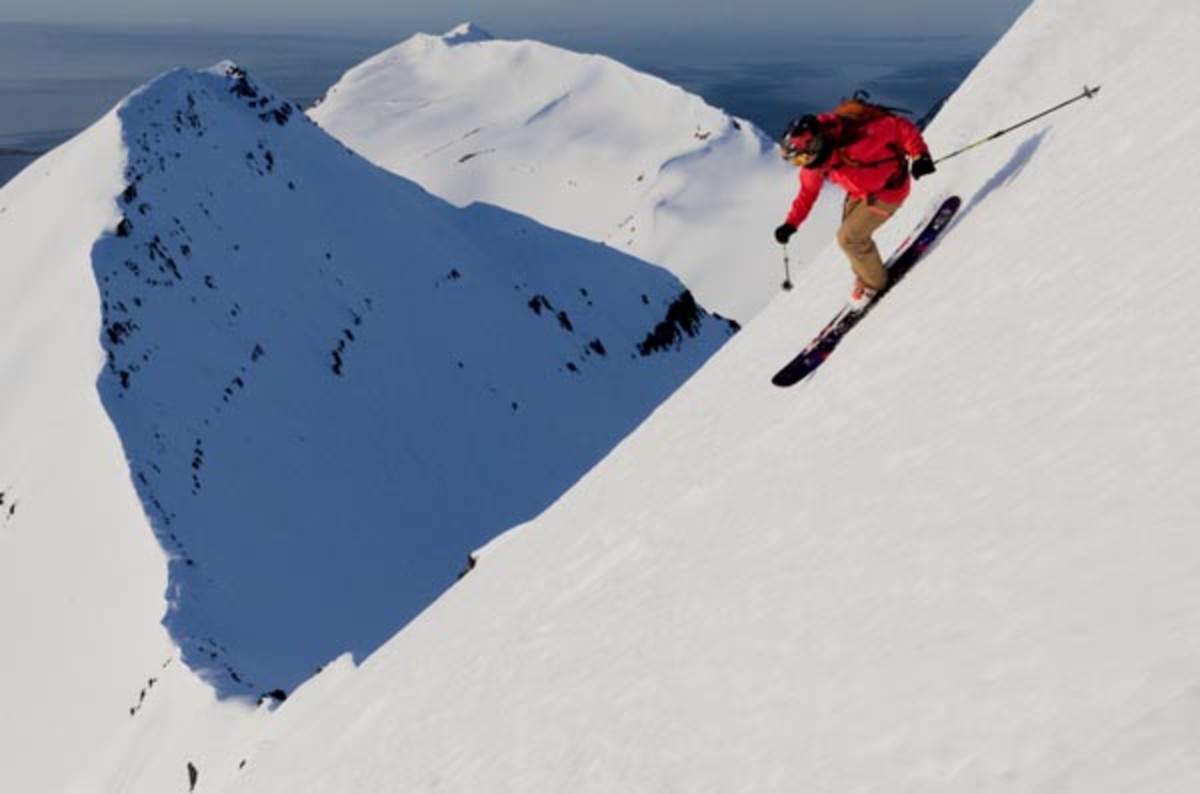 Late-night turns after horseback riding, Iceland is for lovers. Photo: Agathe Bernard