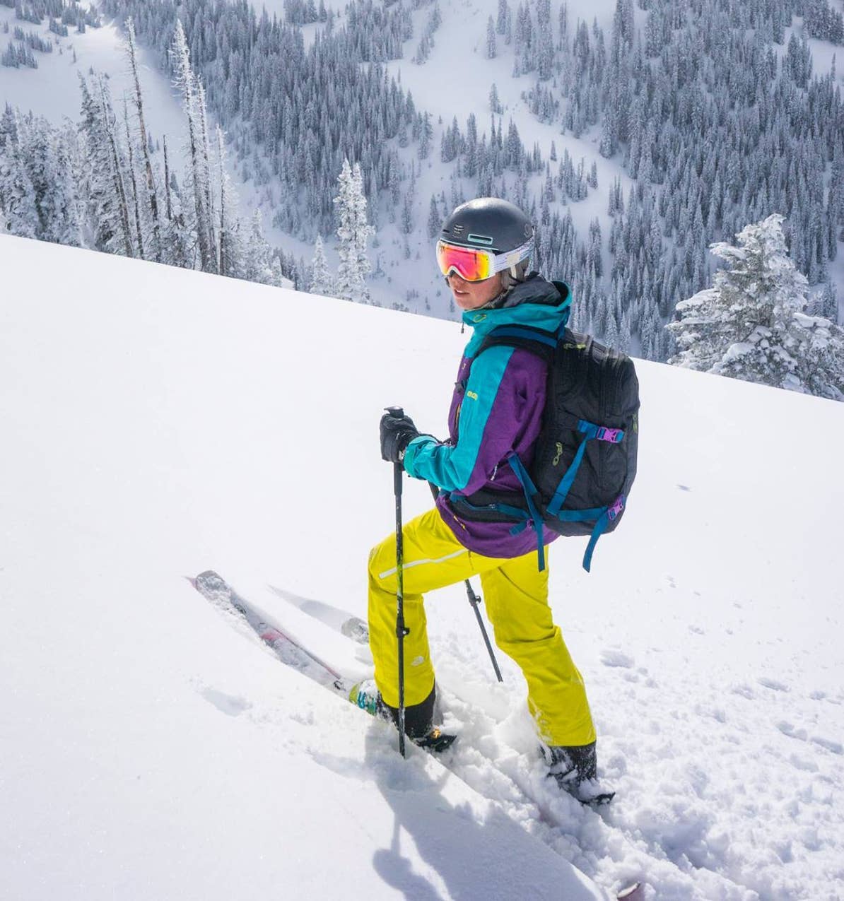 STRAFE MEDOW JACKET＆SCARETT BIB Powder Review: Strafe Meadow Jacket and Scarlett Bib - Powder