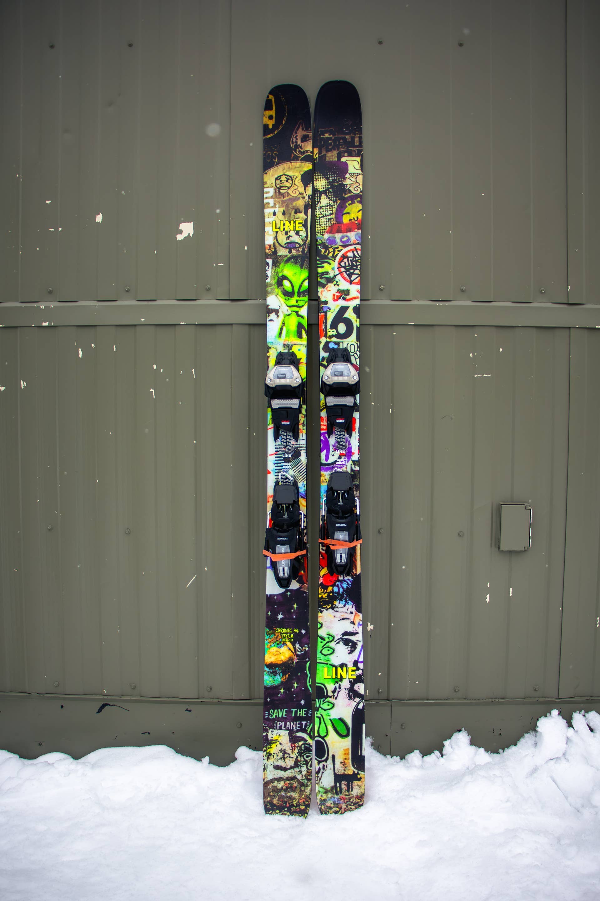 Review: Line Chronic 94 Skis - Powder