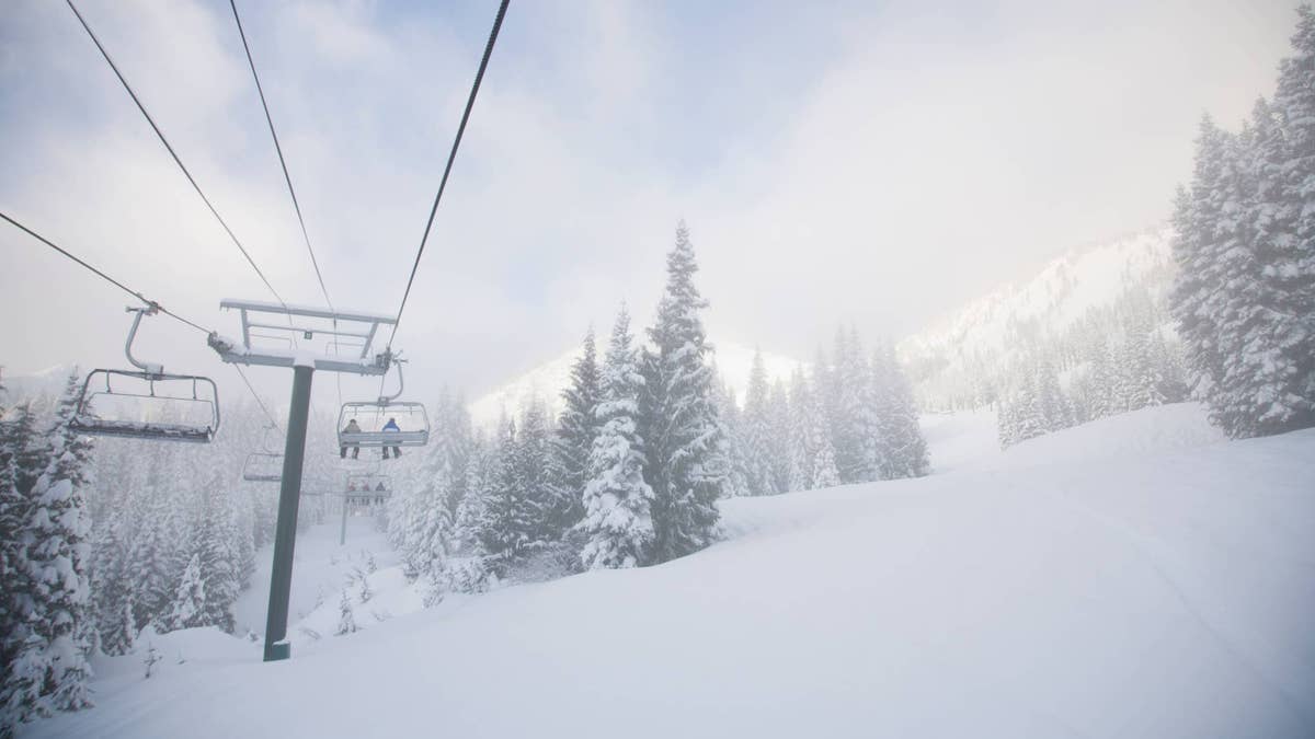 Skiers Petition Against $1,499 Crystal Mountain Pass - Powder