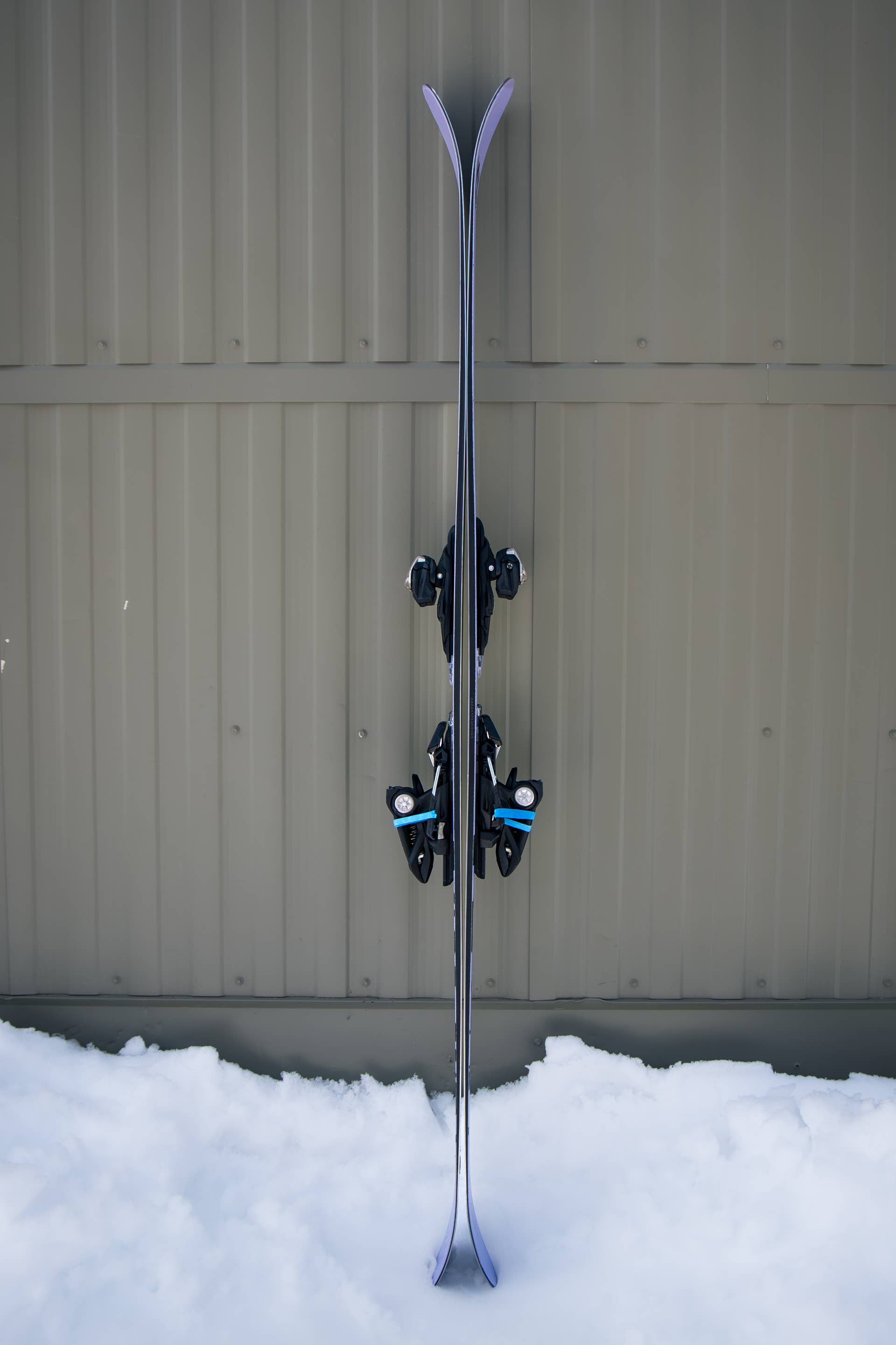Völkl Revolt 104 Reviewed: The Do-It-All Freestyle Ski - Powder