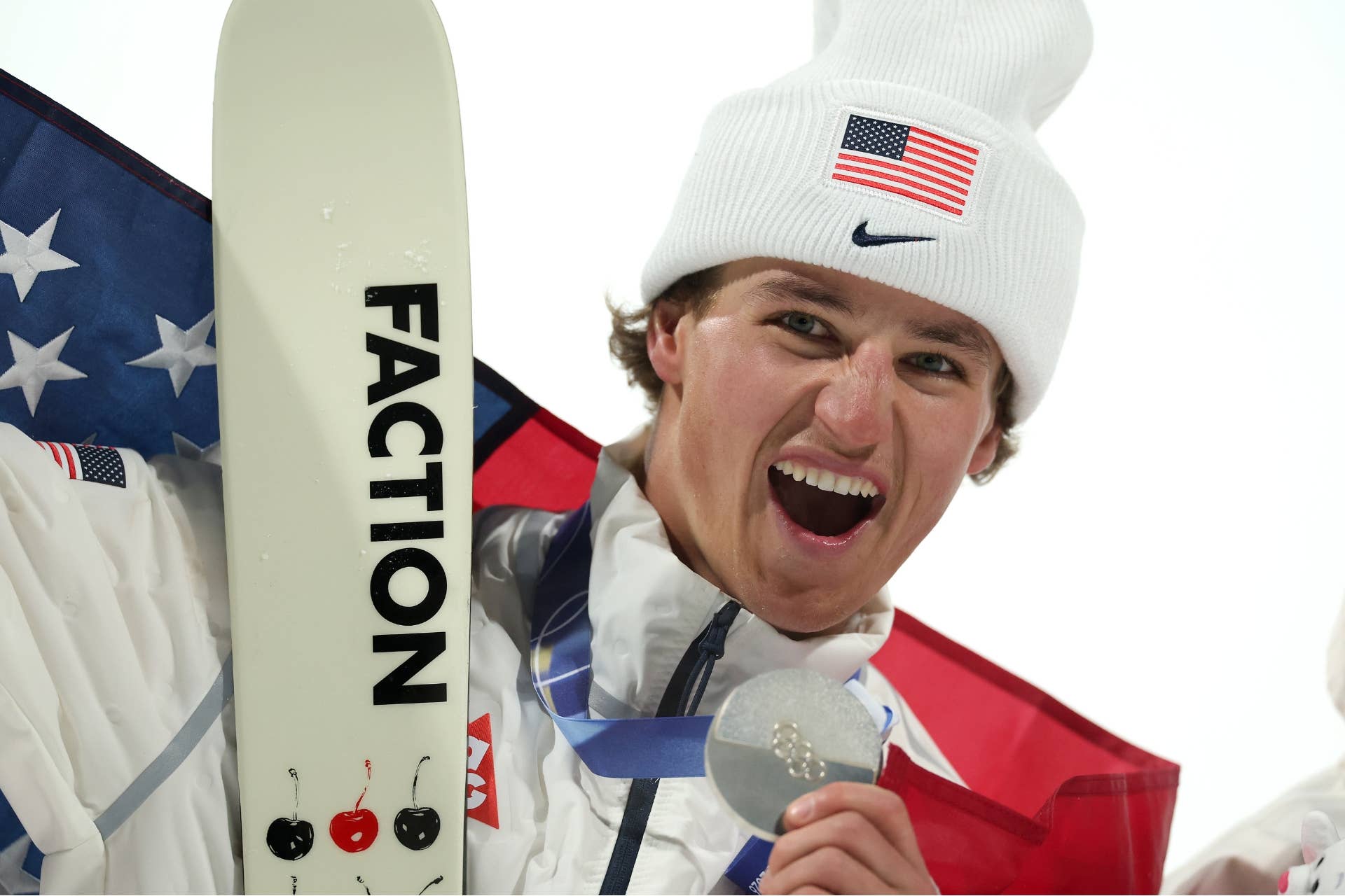 Mac Forehand Wins Silver In Men's Ski Big Air - Powder