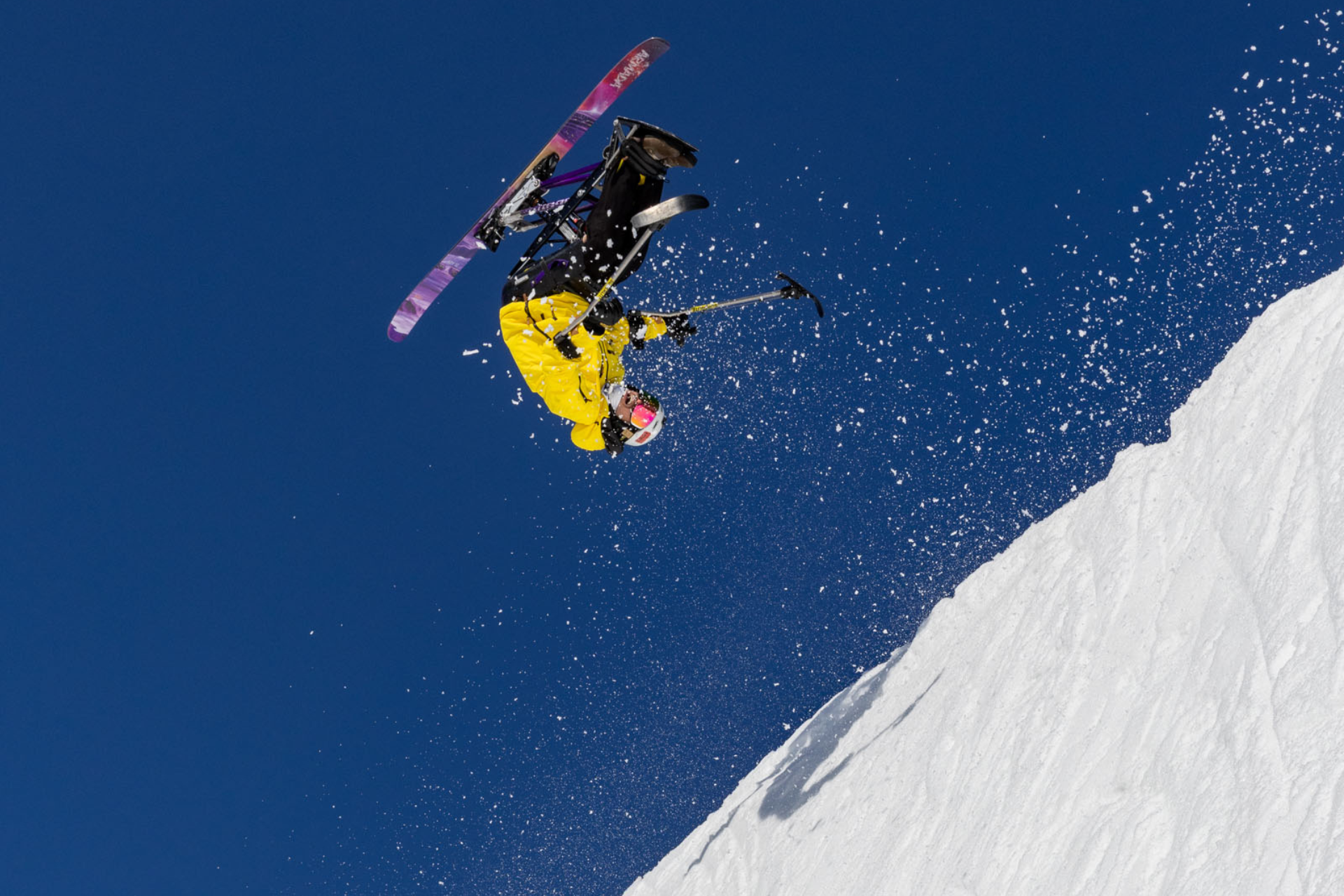 Horinishi sky パフォーマンス写真 Jay Raw Lands Flair at Swatch Nines 2026 Japan - Powder