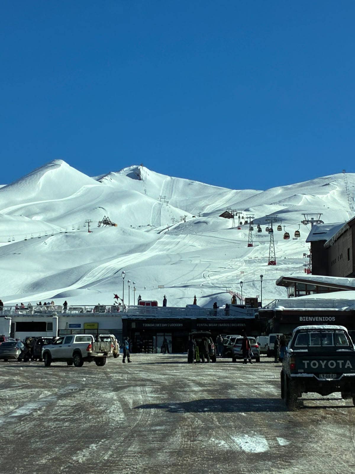 Unprecedented Snow Keeps Falling at Valle Nevado, Chile - POWDER