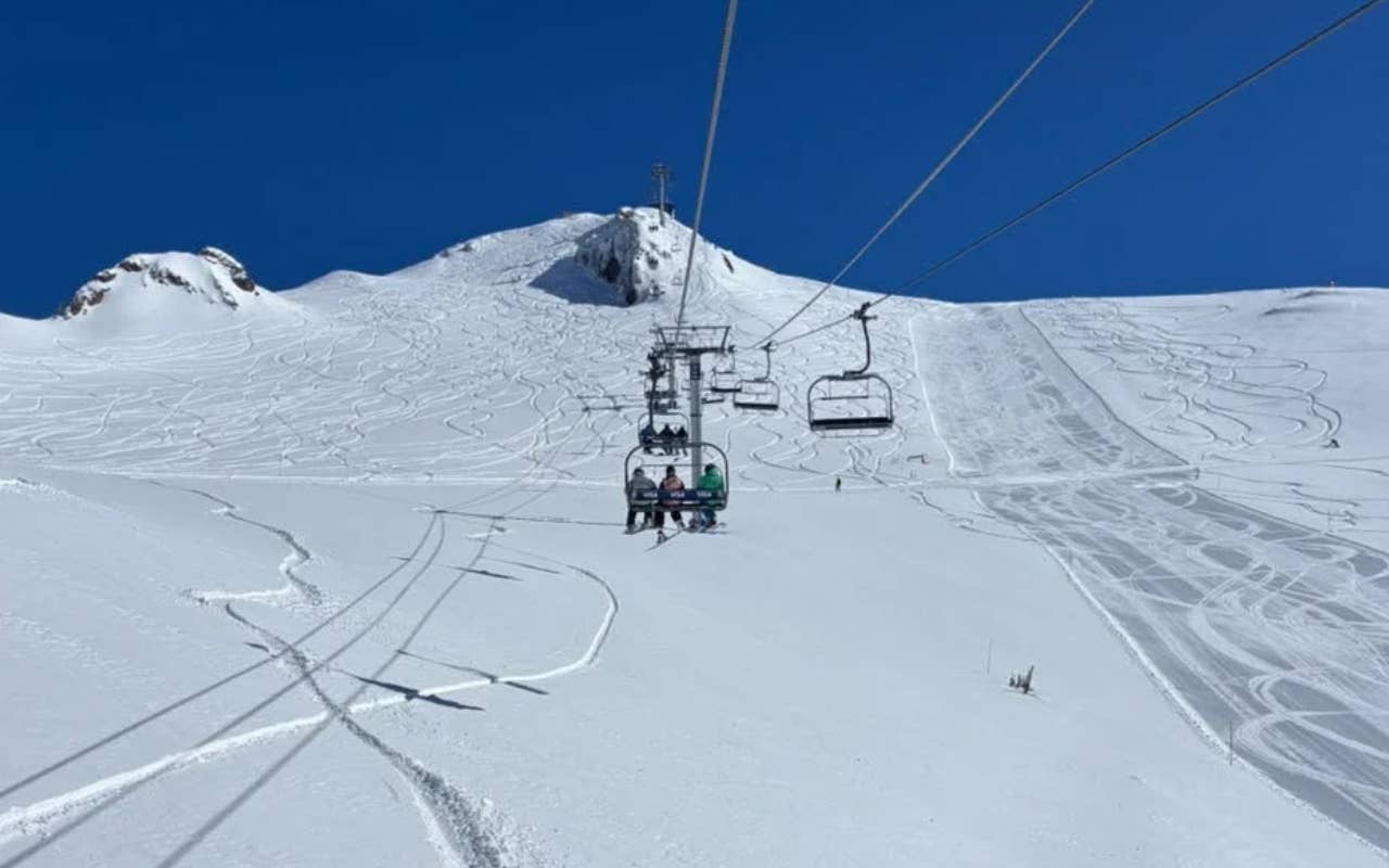Unprecedented Snow Keeps Falling at Valle Nevado, Chile - POWDER