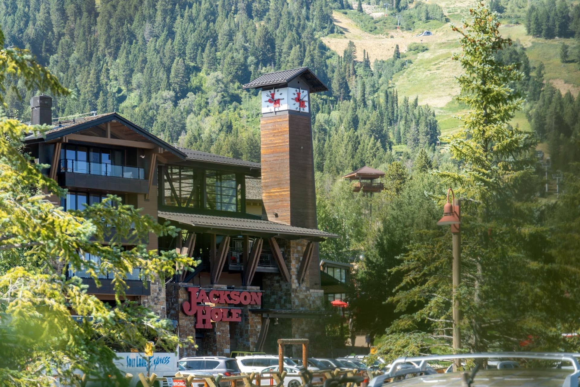 Jackson Hole Announces Free Summer Shuttle - POWDER