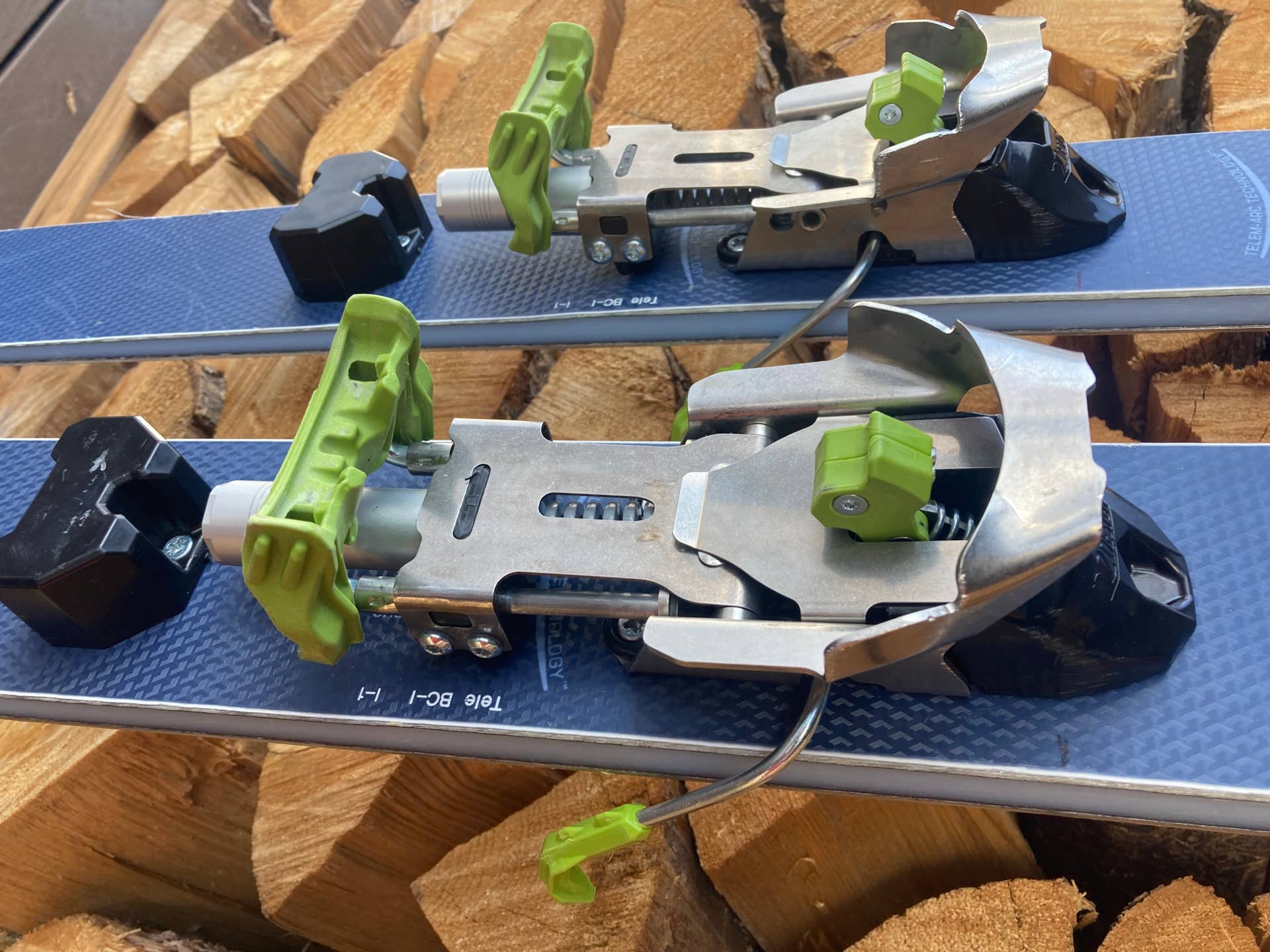 Is 22 Designs' Bandit Binding the Future Of Resort Telemark Skiing