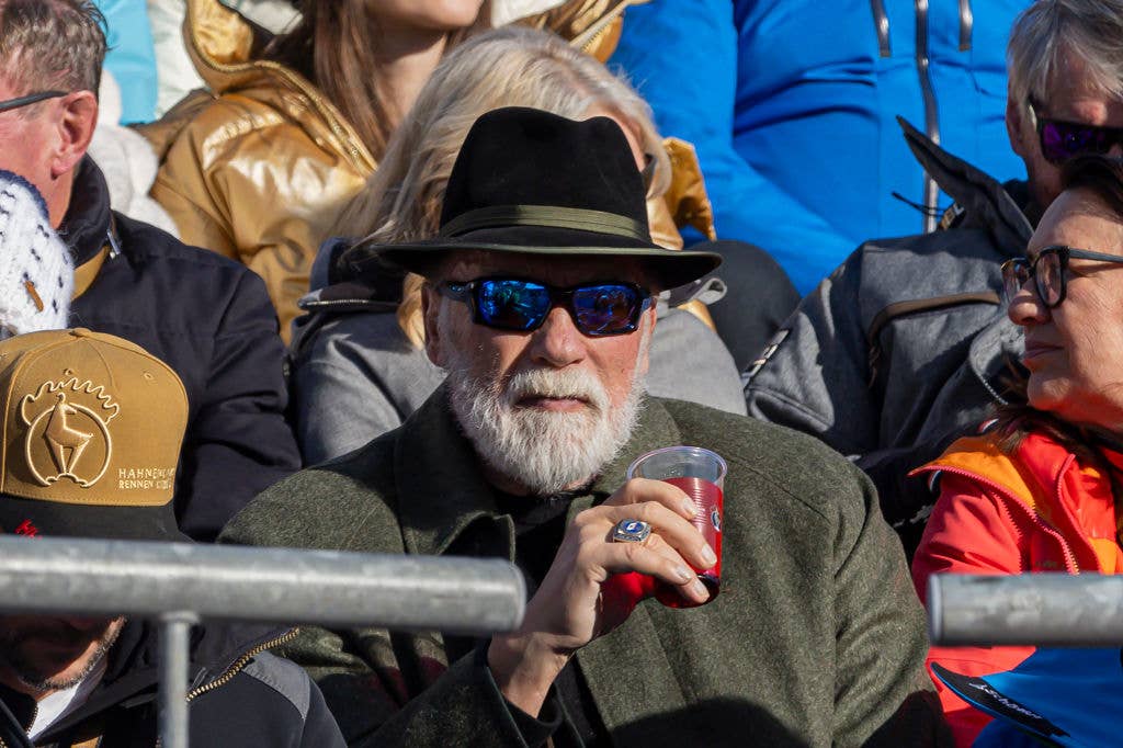 Celebrities Who Ski: 10 Celebs Who Love To Hit the Slopes - Powder