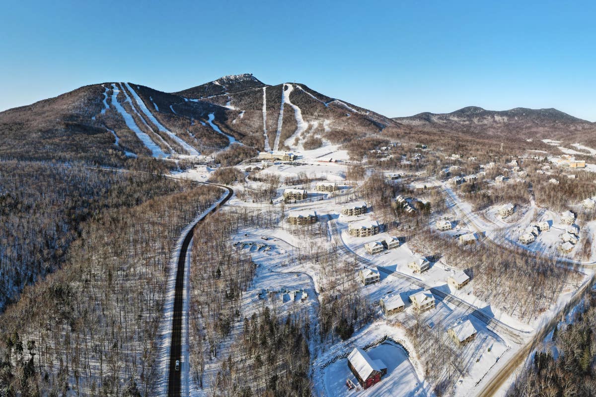 The 11 East Coast Ski Resorts Still Open in 2026 - Powder
