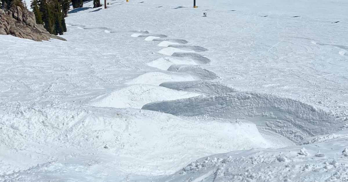 How to Ski a Wiggle—Skiing's Hottest Trend