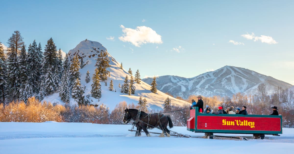 The 8 Oldest Ski Resorts in the U.S.