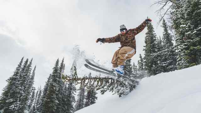 Powder Review: 2025 Völkl Revolt 9