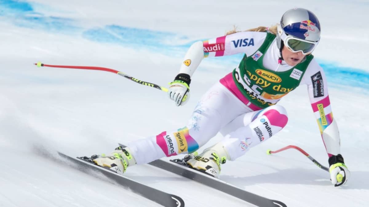 Lindsey Vonn Breaks Ankle Powder