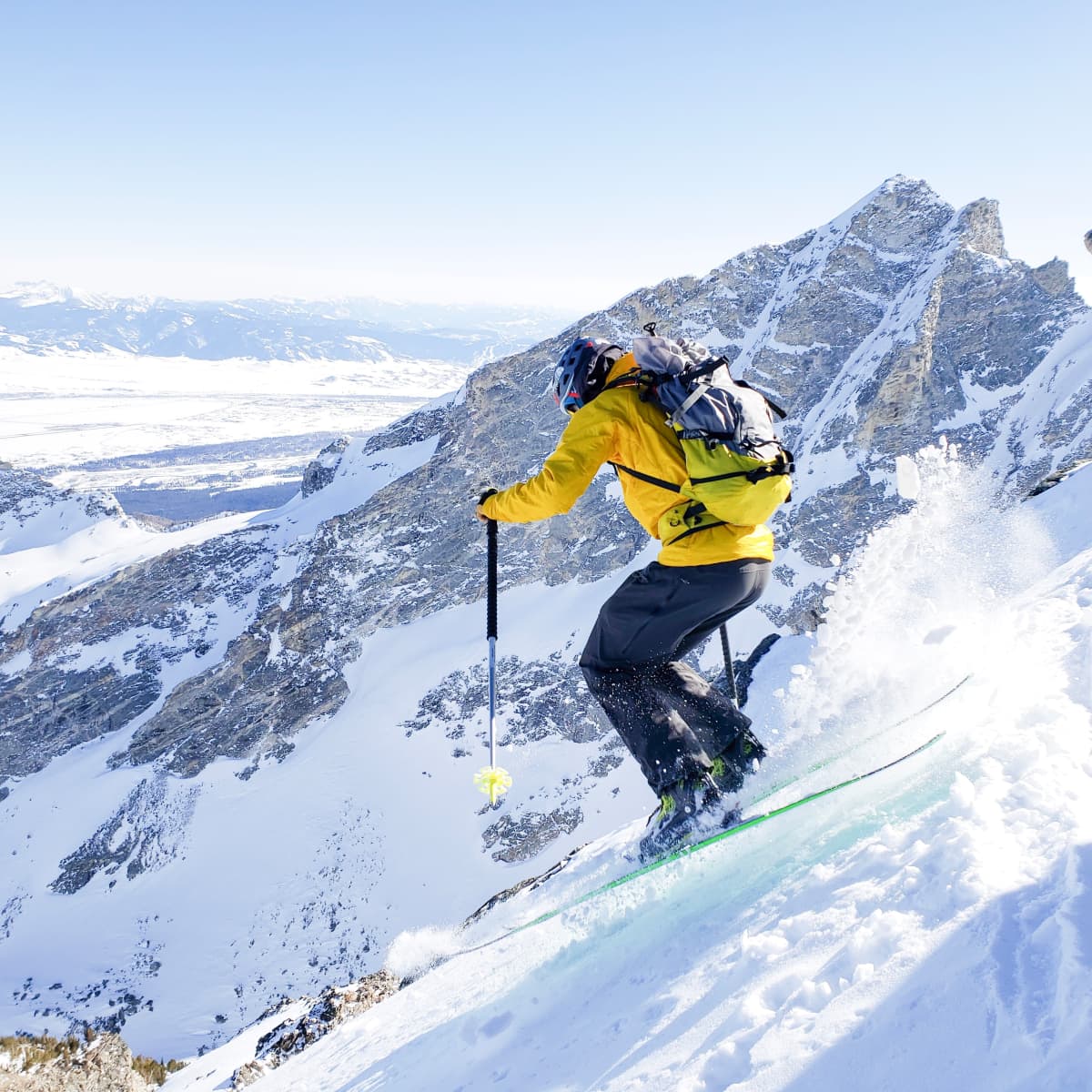 HOW TO USE SKI STRAPS – Forecast Ski