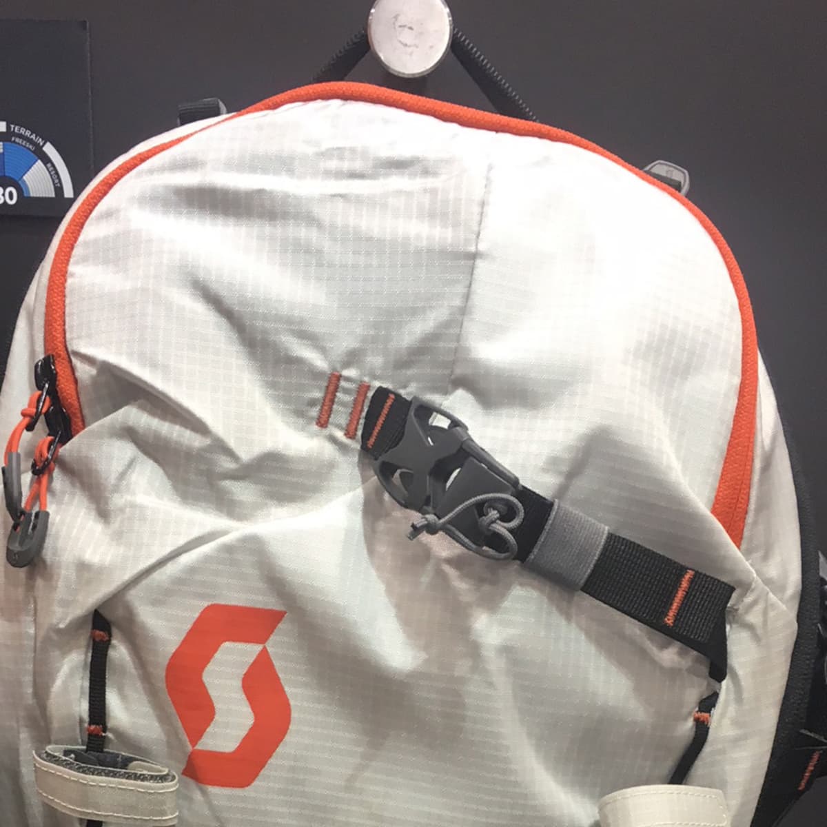 A New Battery Powered Avalanche Airbag