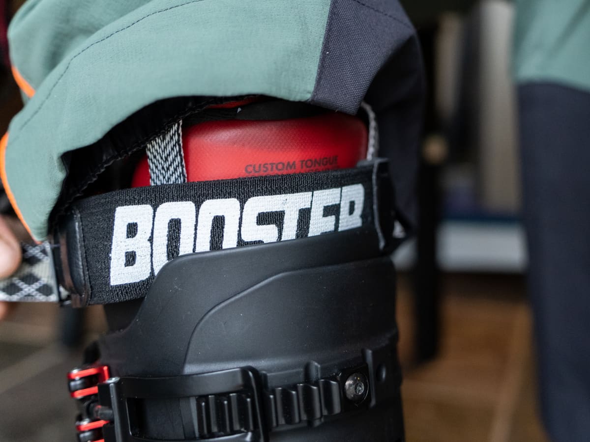 An Ode to a Classic: Booster Straps - Powder
