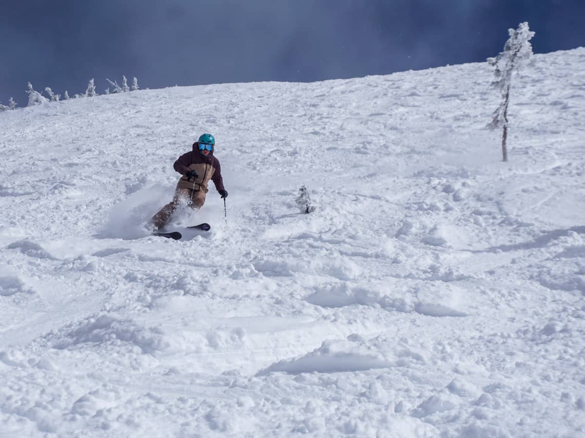 Review Flylow Freya Jacket and Foxy Insulated Bib Powder