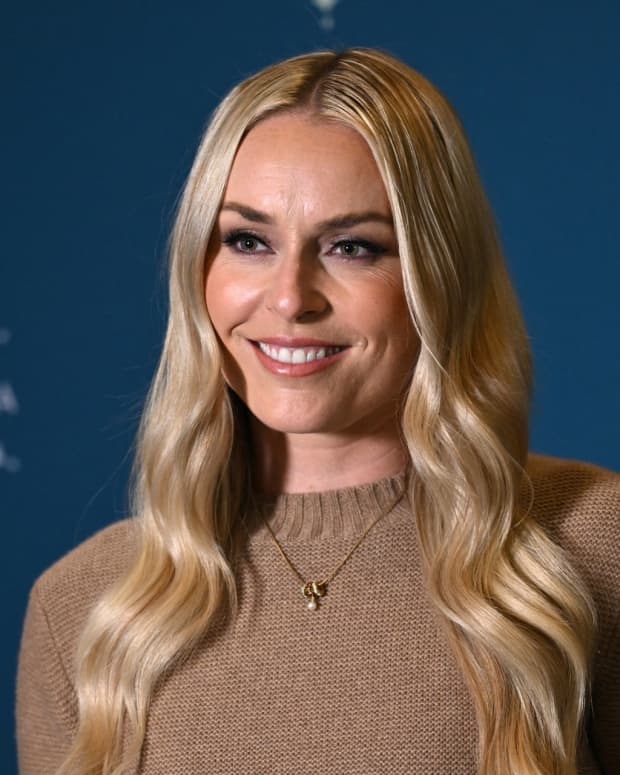 Lindsey Vonn Admits Her Comeback to Skiing Is a "Bonus"(02)