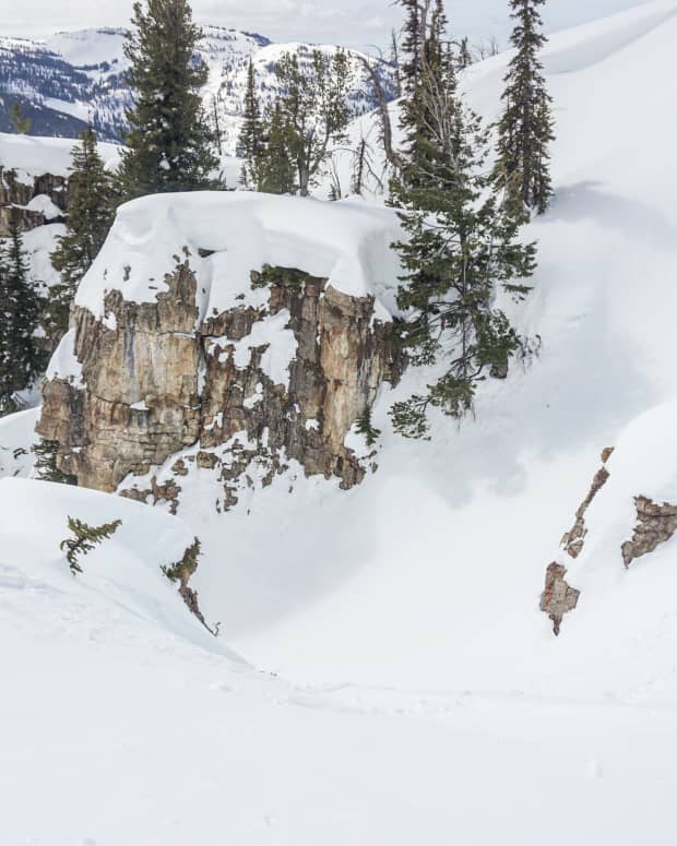 Powder Review: Armada Locator 104 Powder Review: Armada Locator 104
