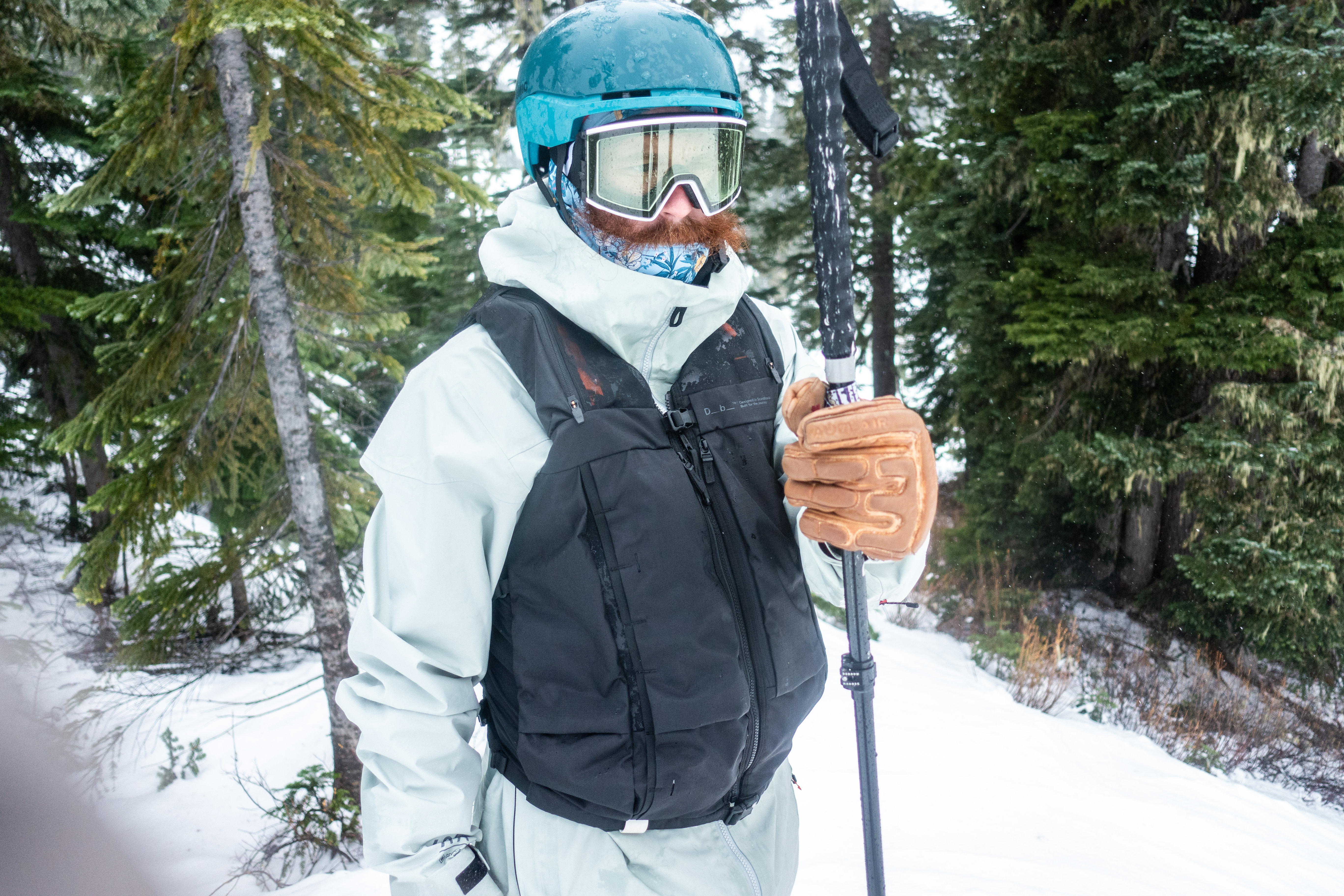 Review: Db Snow Pro Vest 8L with Safeback SBX Avalanche Survival