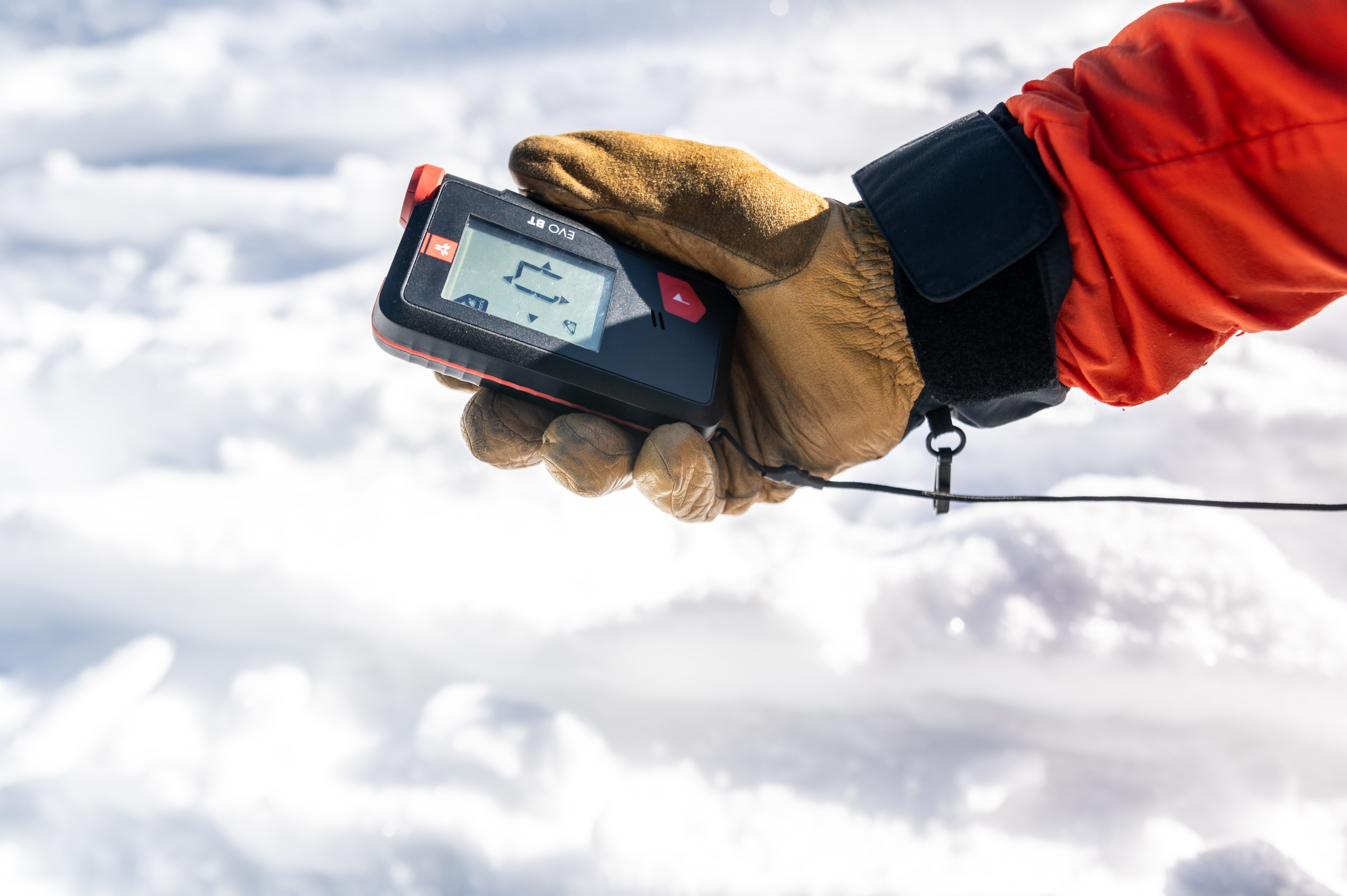 Review: Arva EVO BT Avalanche Beacon - Powder