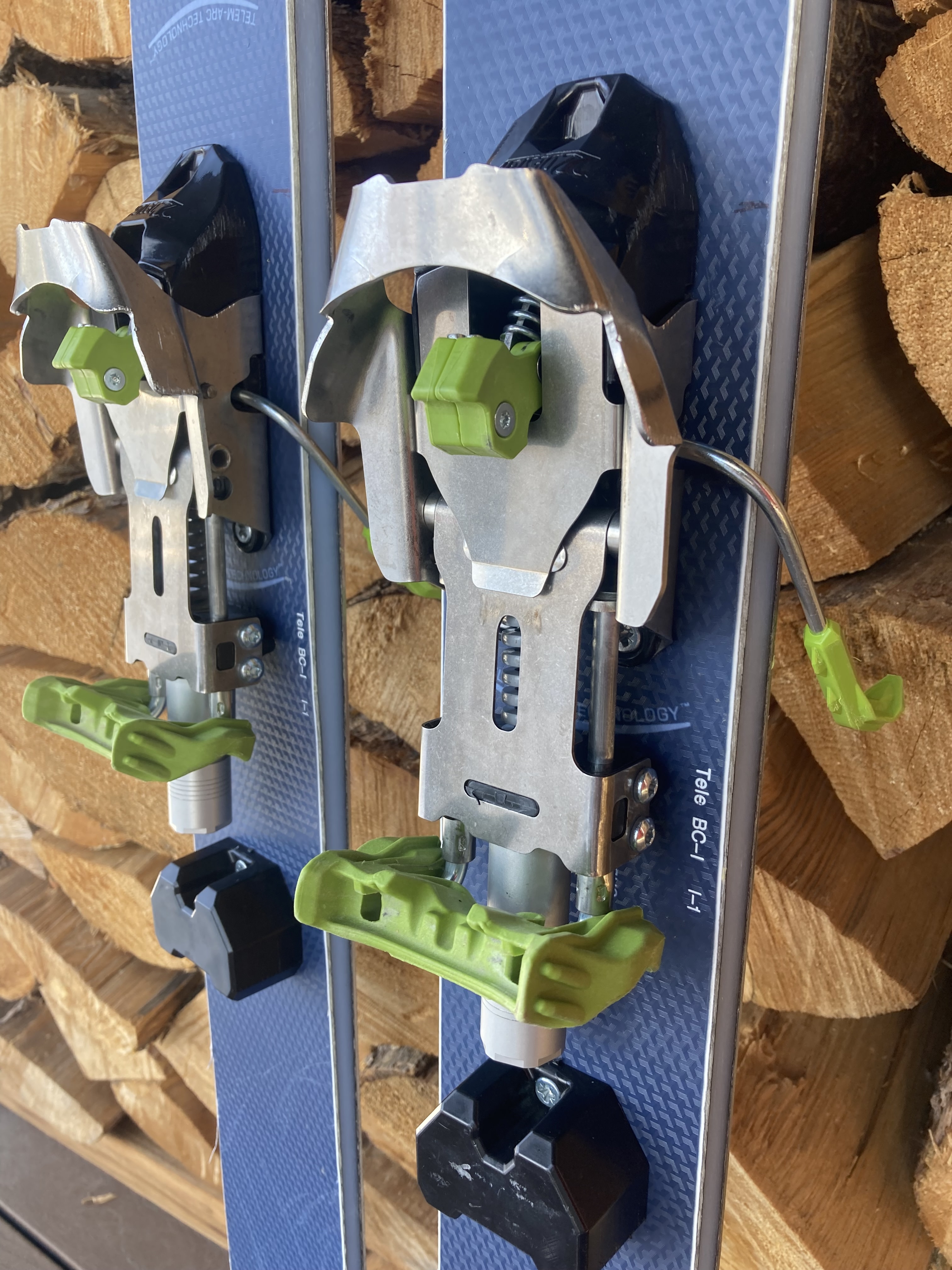 Is 22 Designs' Bandit Binding the Future Of Resort Telemark Skiing