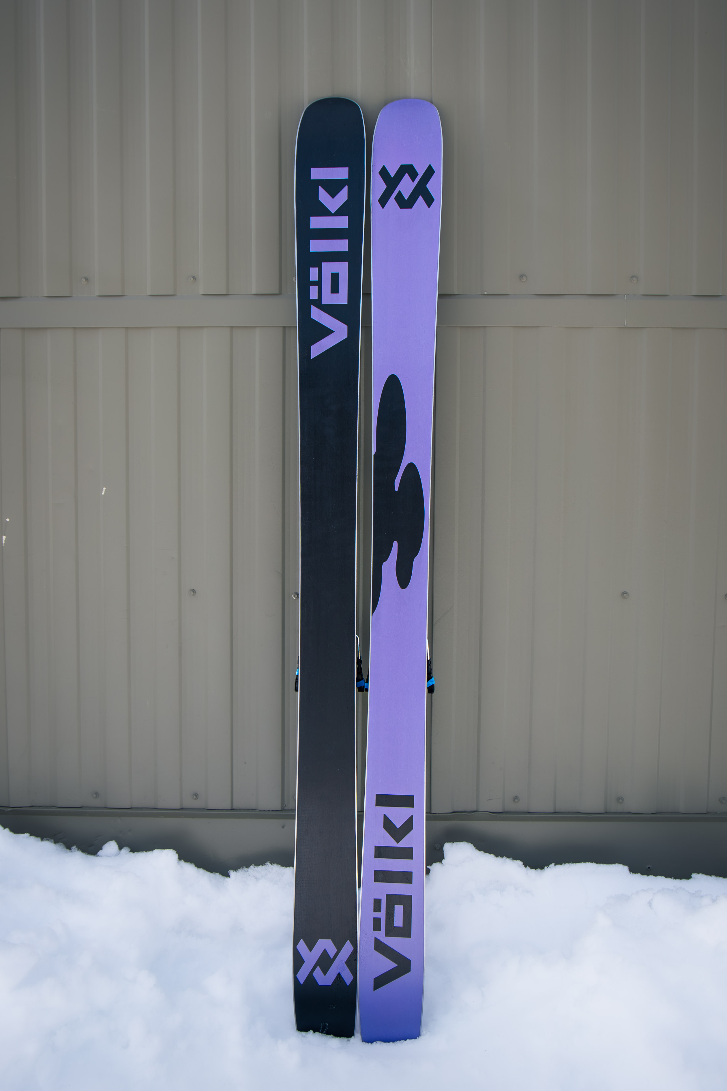 Völkl Revolt 104 Reviewed: The Do-It-All Freestyle Ski - Powder