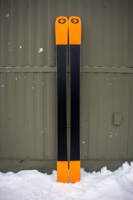 Review: Blizzard Black Pearl 94 Women's Skis