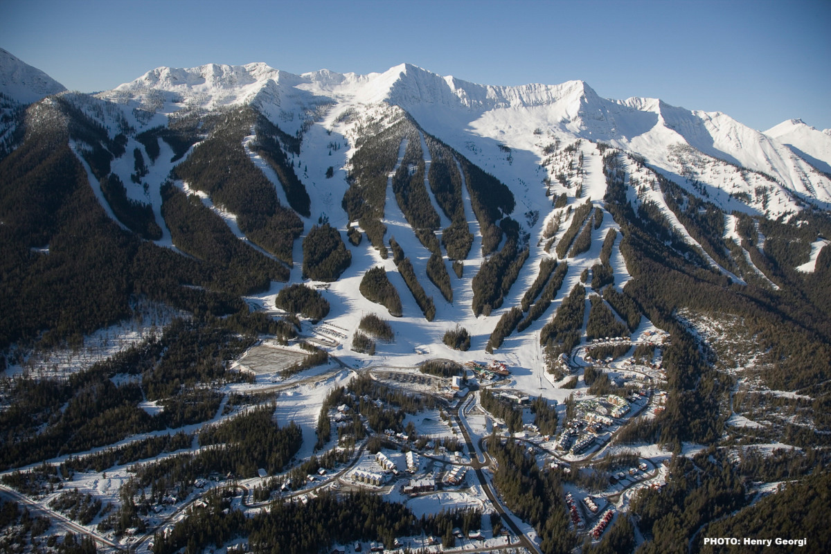 10 Low-Altitude Ski Resorts Worth Visiting: From Sea Level to The Mountains