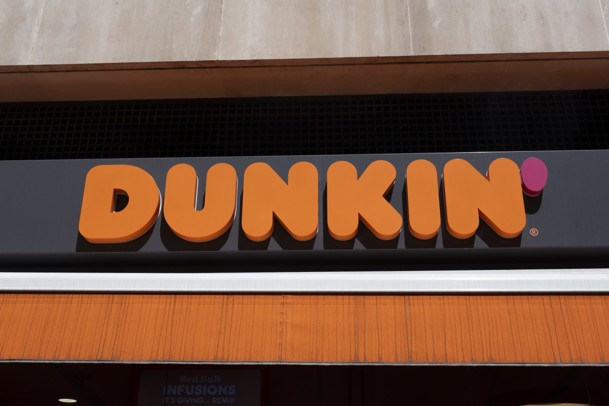 Dunkin' Becomes "Official Coffee and Breakfast Partner" of U.S. Ski & Snowboard