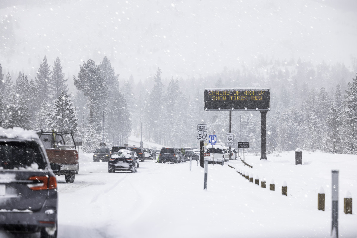 Heading to Lake Tahoe This Winter? Officials Ask Skiers To Use “Anything but One Person per Car”