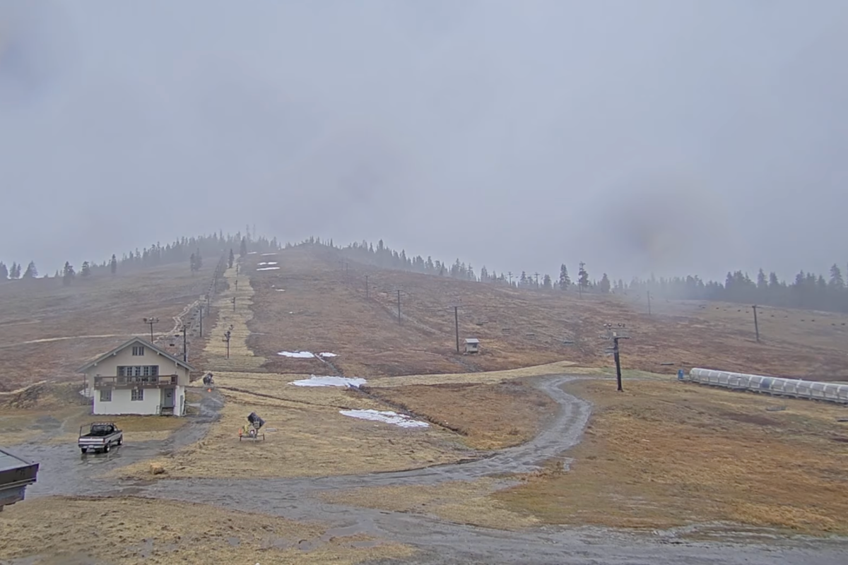 Skiers May Not Be Surprised by NOAA’s Snow Drought Update, but It Still Hurts