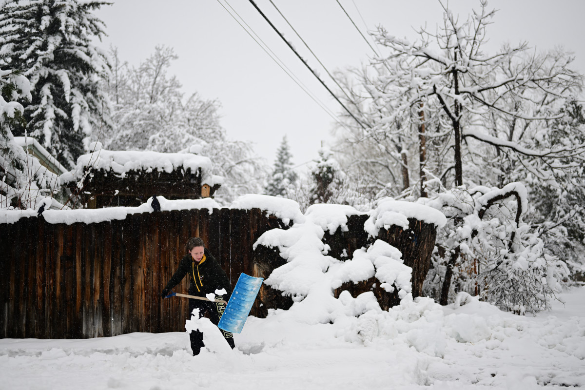 “Trending Cold, Snowy in Colorado”: Meteorologist Sees Sign of Hope for Snow Fans and Skiers
