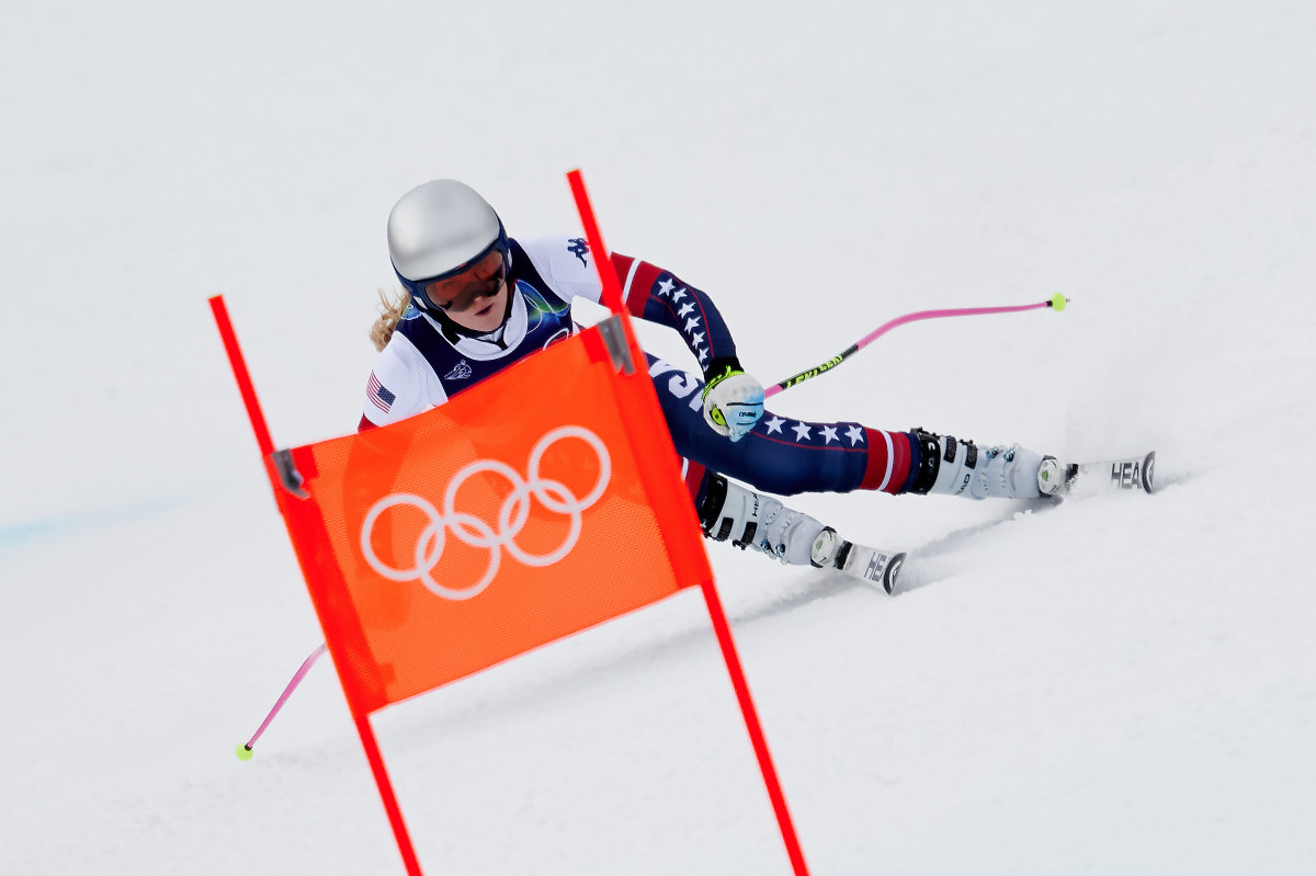 Lindsey Vonn Just Proved She Doesn't Need Her ACL To Ski