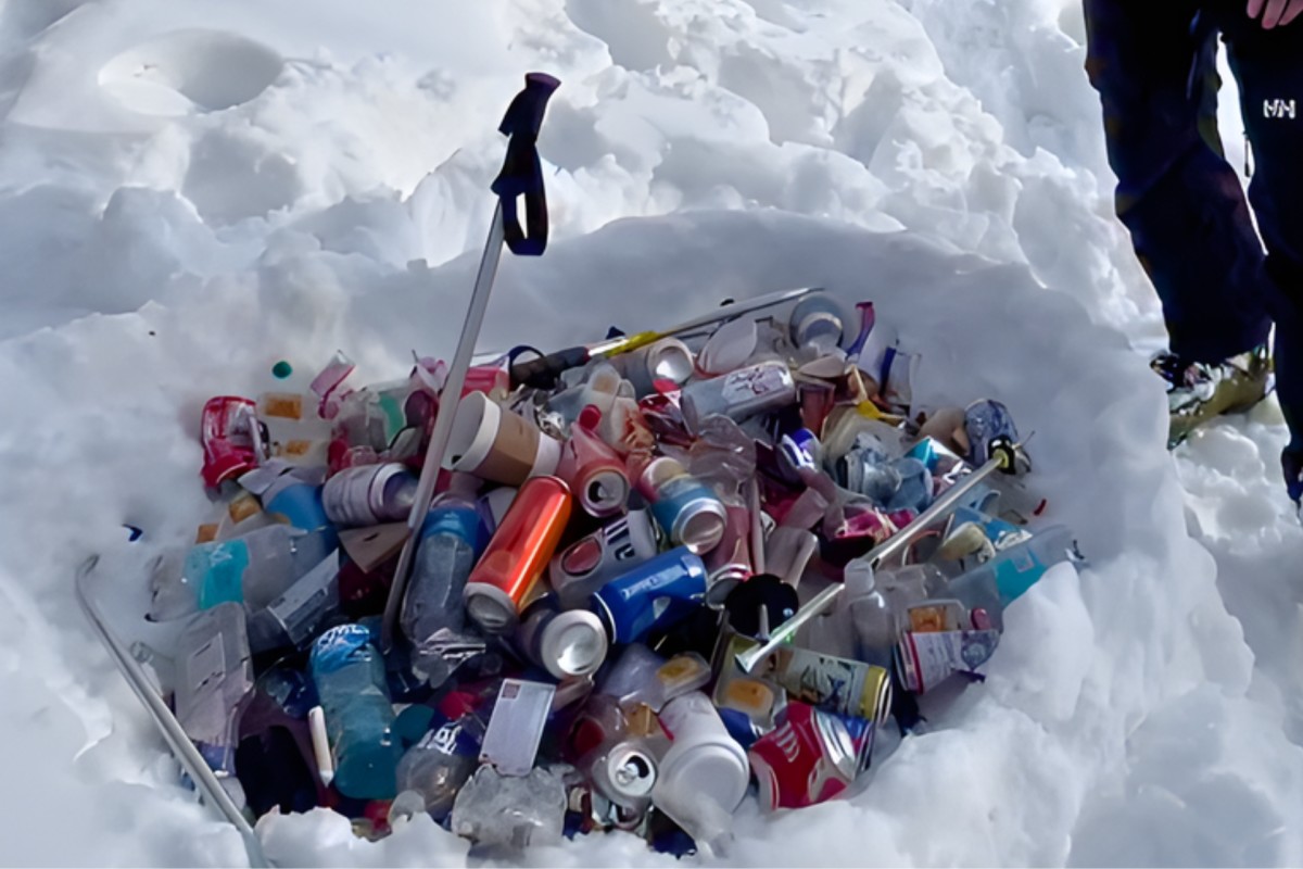 Michigan Ski Patroller Roasts Littering Skiers: "It's Pretty Disgusting"