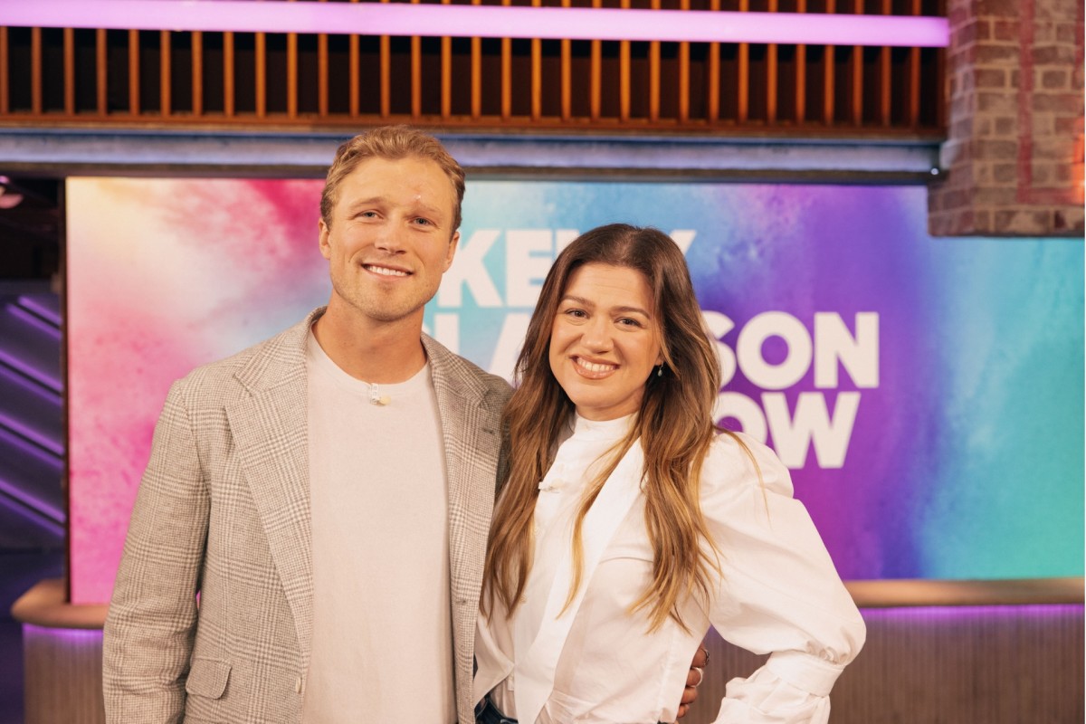 Colby Stevenson Appears On Kelly Clarkson Show 100 Days Before Winter Olympics