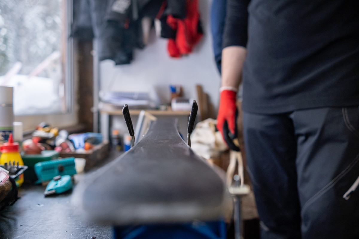 We Asked 2,000 Skiers How Often They Wax Their Skis