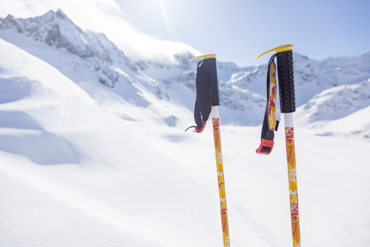 Buying Your First Pair of Ski Poles? Here's What To Know