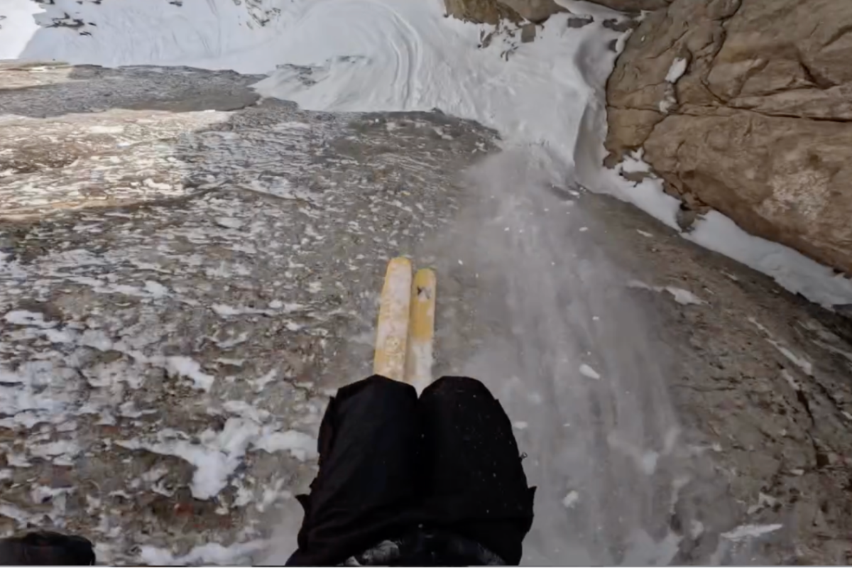 Jackson Hole Skier Takes Down S&amp;S Couloir's Daunting Wallride