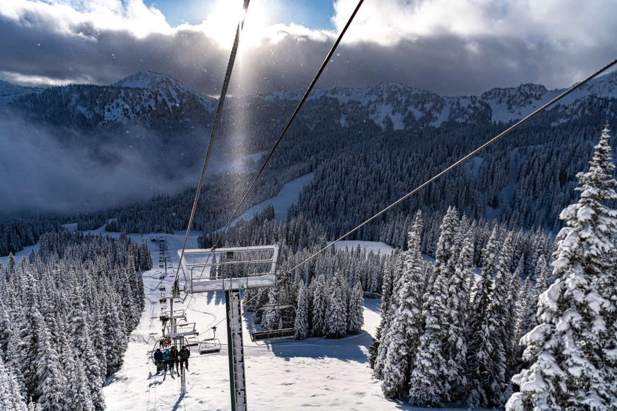 Crystal Mountain Auctioning Chairs From Historic Lift