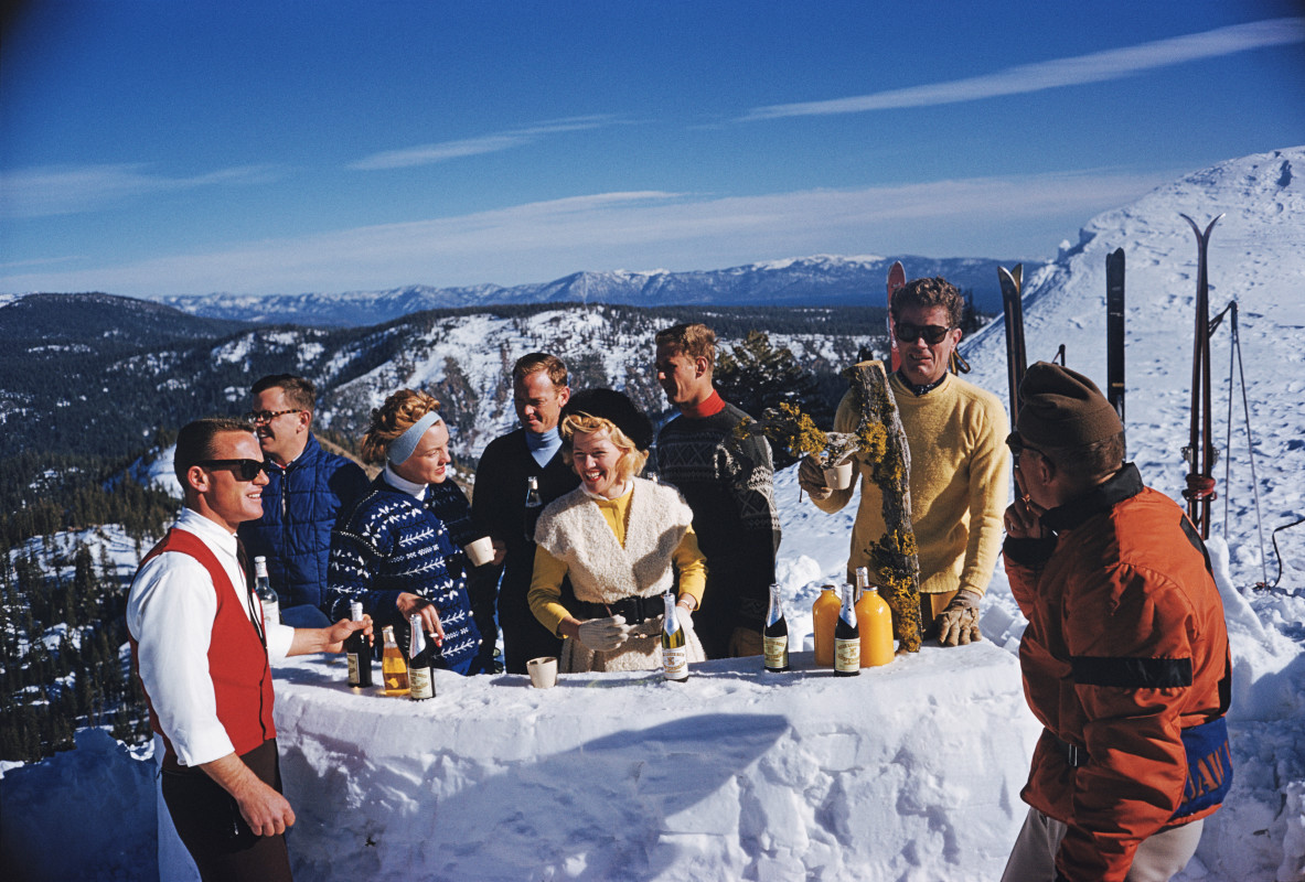 The Evolution of Ski Fashion Over the Decades
