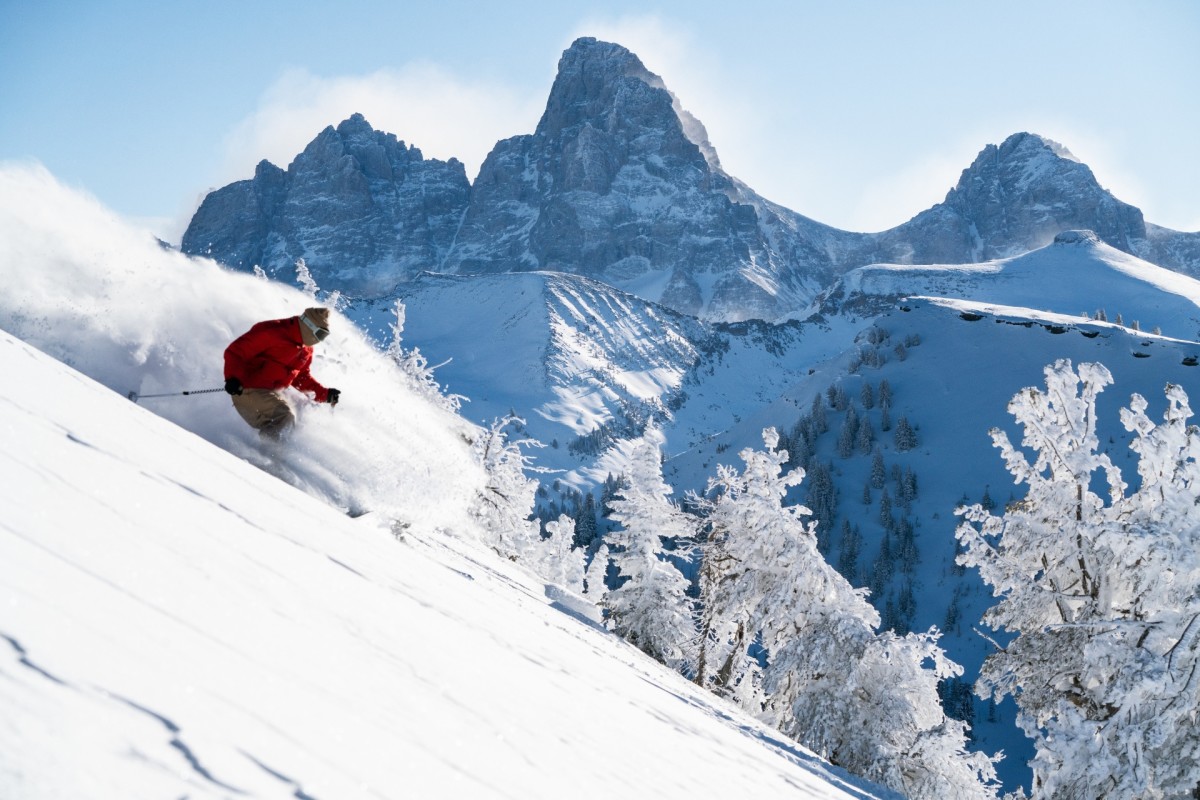 9 Major Ski Resorts Are Opening This Weekend, Here's Where to Be