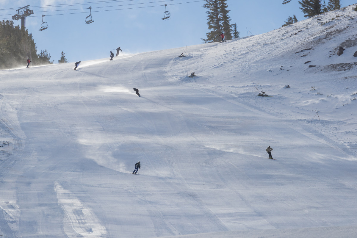 Mammoth Mountain Opens for the 2017 Season Powder