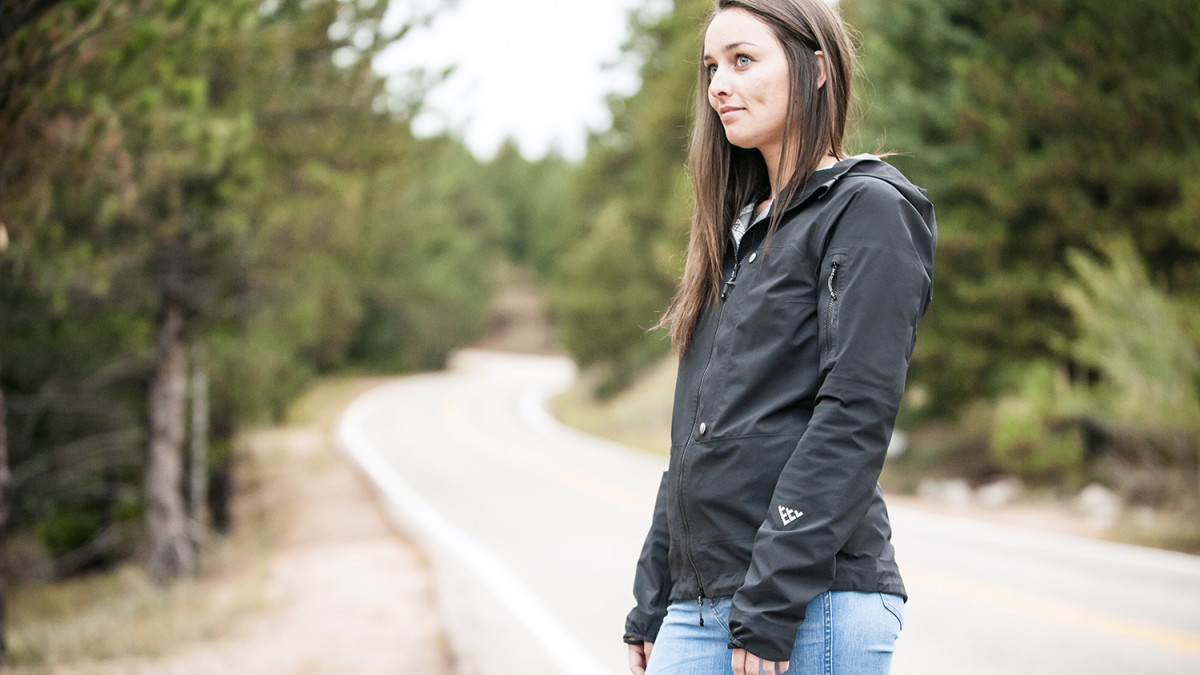 Black Crows Debuts Ski Apparel