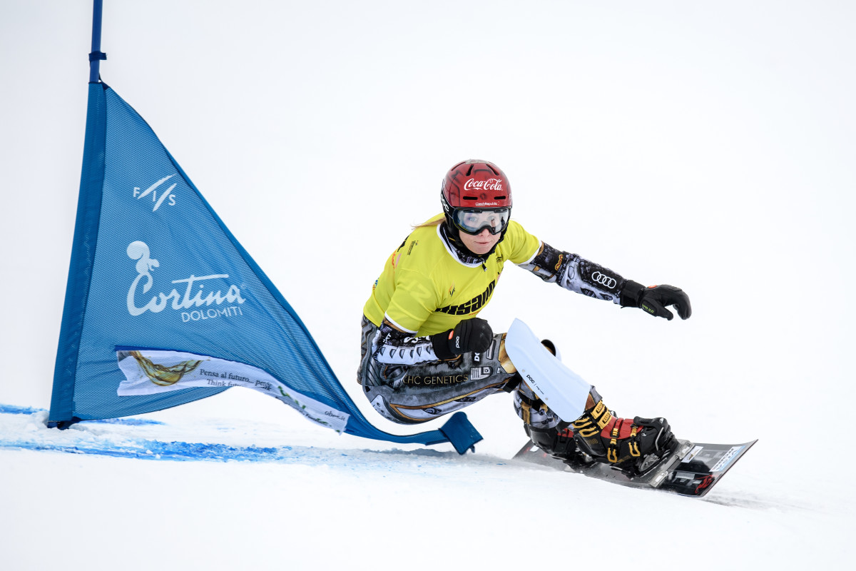 maximaal pack Discrimineren Double Olympic Gold Medalist Ester Ledecka to Race Ski and Snowboard This  Winter | POWDER - Powder