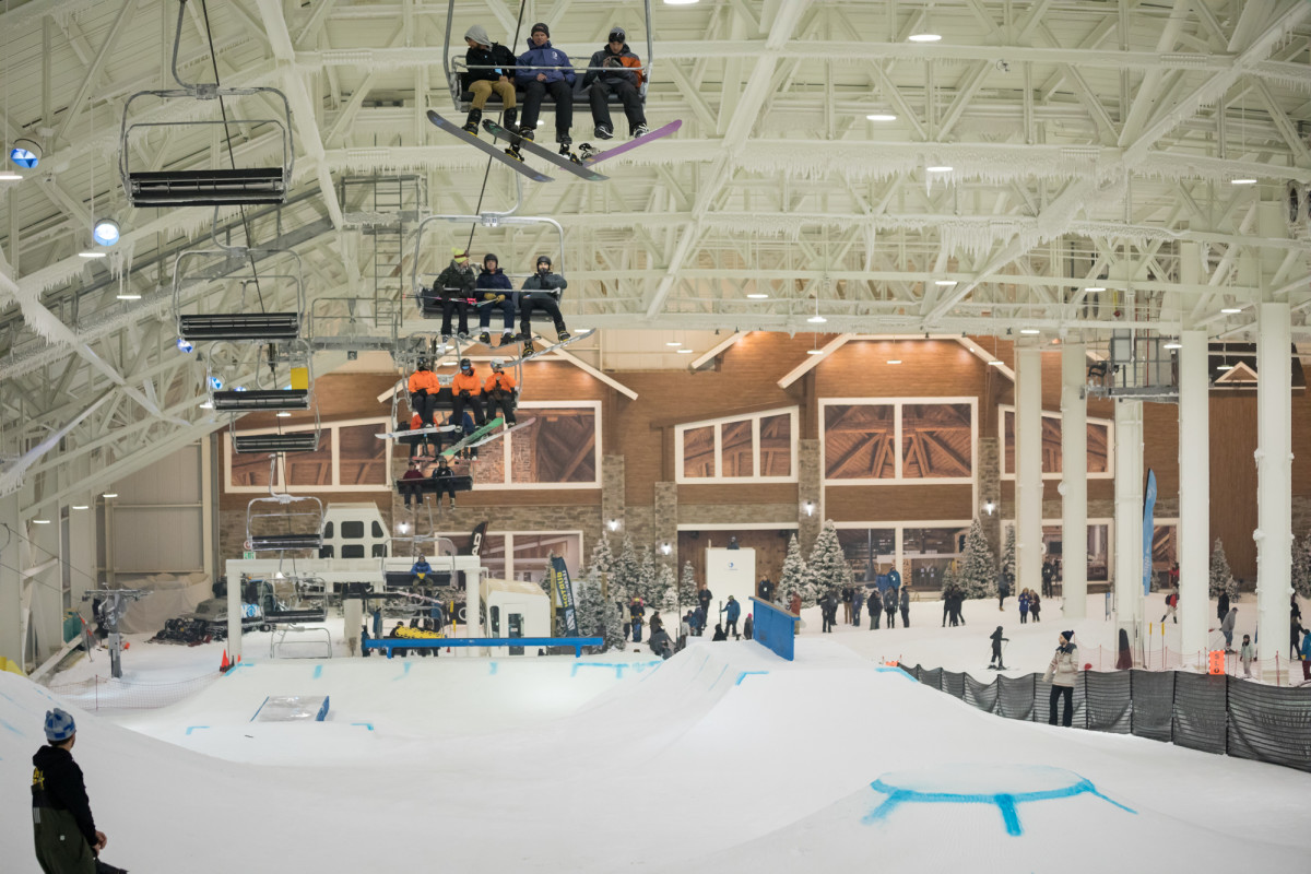 New Jersey's Indoor Ski Area Aims to Attract 250K New Skiers in First