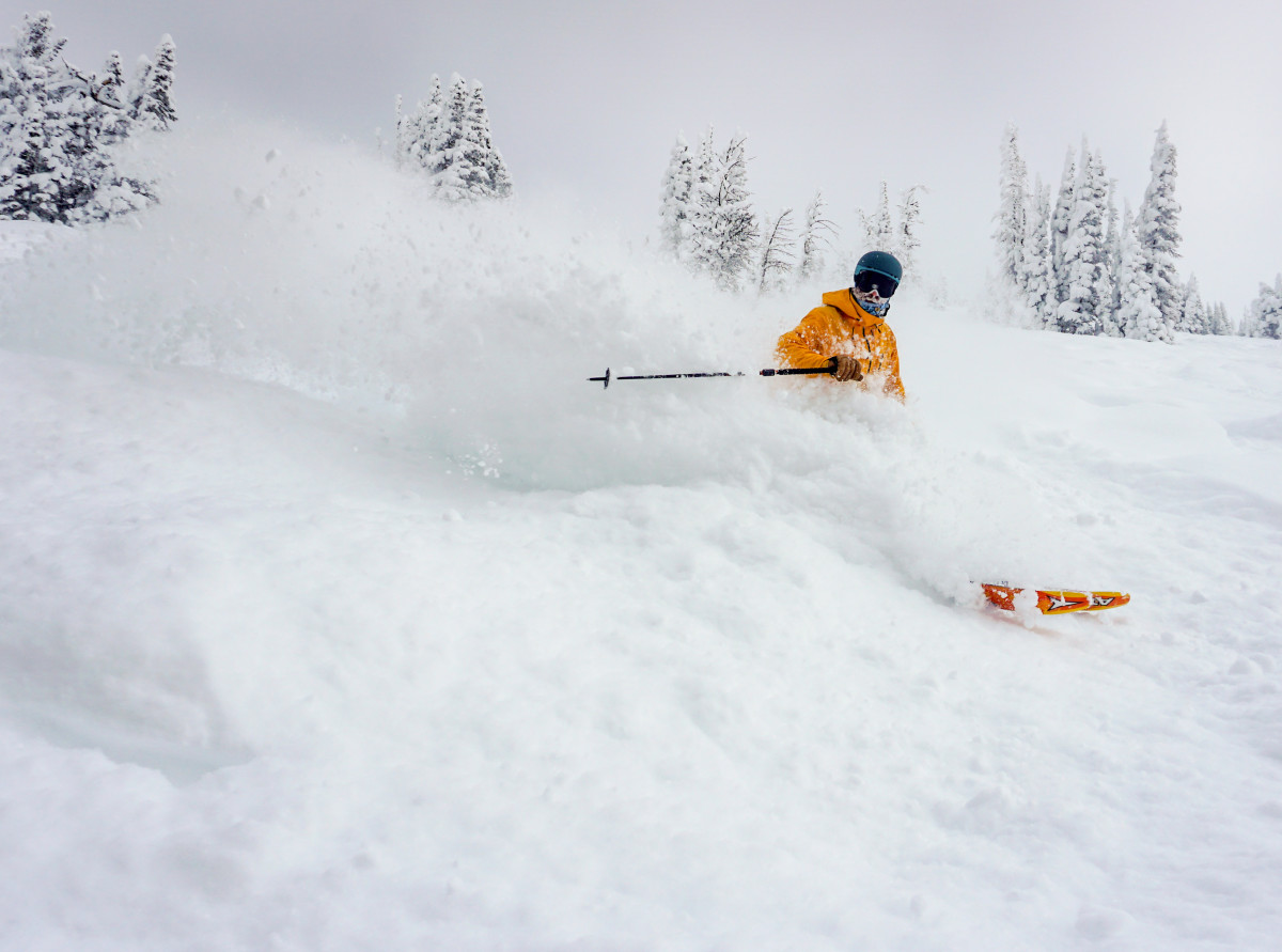 Powder Review Atomic Bent Chetler 120 192 cm Powder