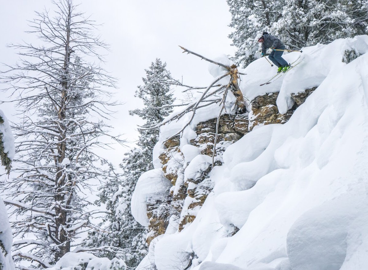 Powder Review: Moment Deathwish